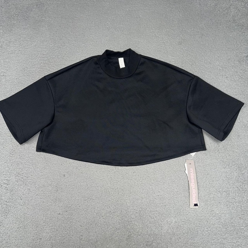 NWT Missguided Shirt Women's Sz M Black Back Logo Detail Oversized Cropped Top